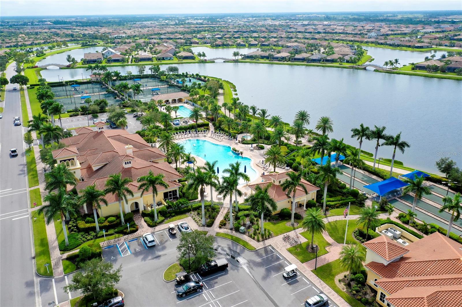 ISLANDWALK AT THE WEST VILLAGES - Residential