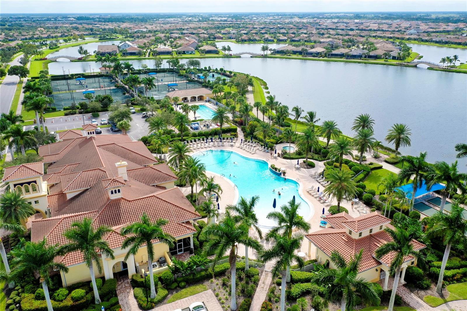 ISLANDWALK AT THE WEST VILLAGES - Residential