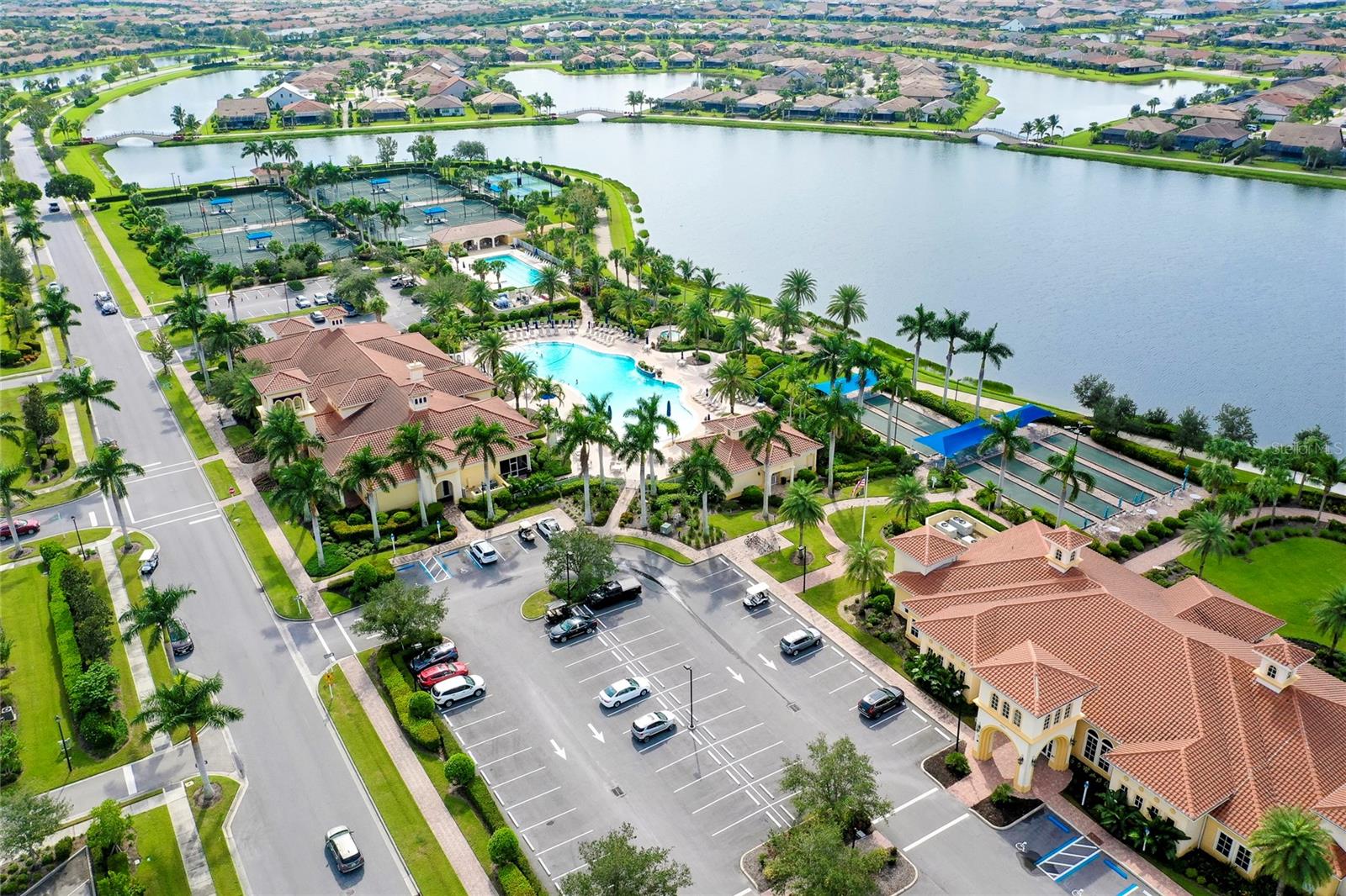 ISLANDWALK AT THE WEST VILLAGES - Residential