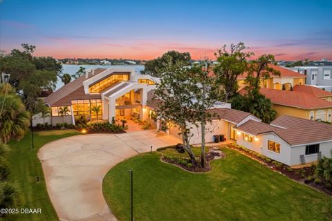 Photo of 763 N Beach Street, Ormond Beach, FL 32174 (MLS # V4948731)