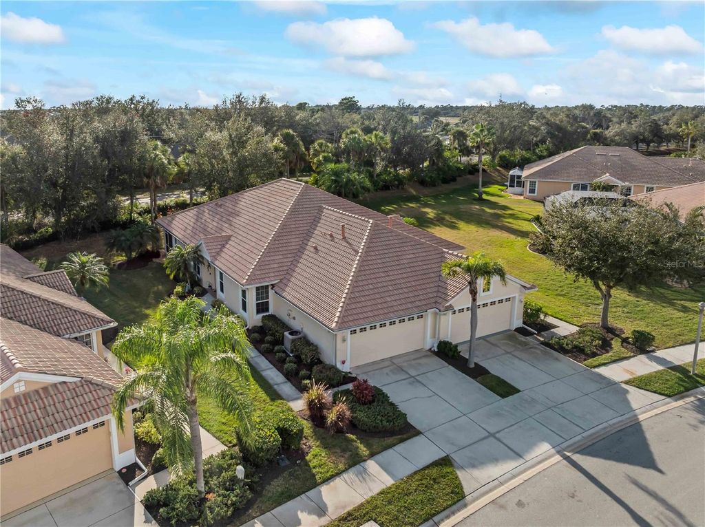 Photo of 4827 Whispering Oaks Drive, North Port, FL 34287 (MLS # N6142224)