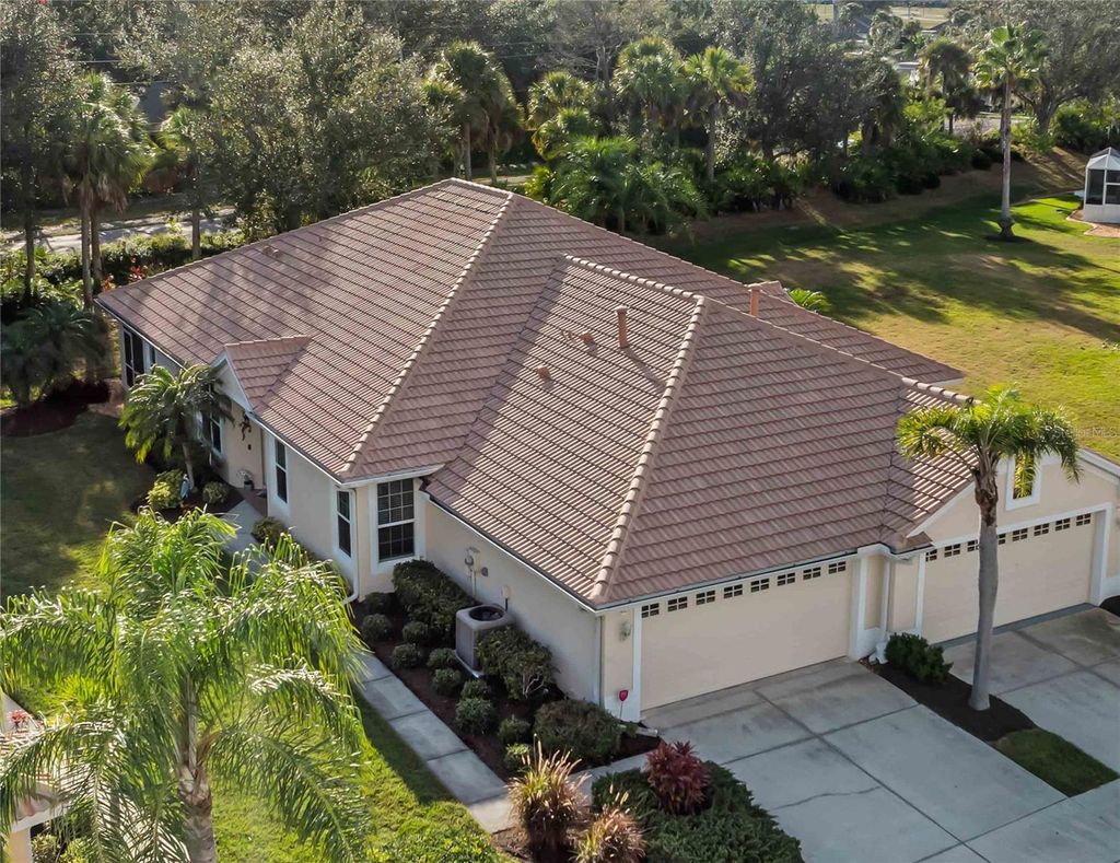 Photo of 4827 Whispering Oaks Drive, North Port, FL 34287 (MLS # N6142224)