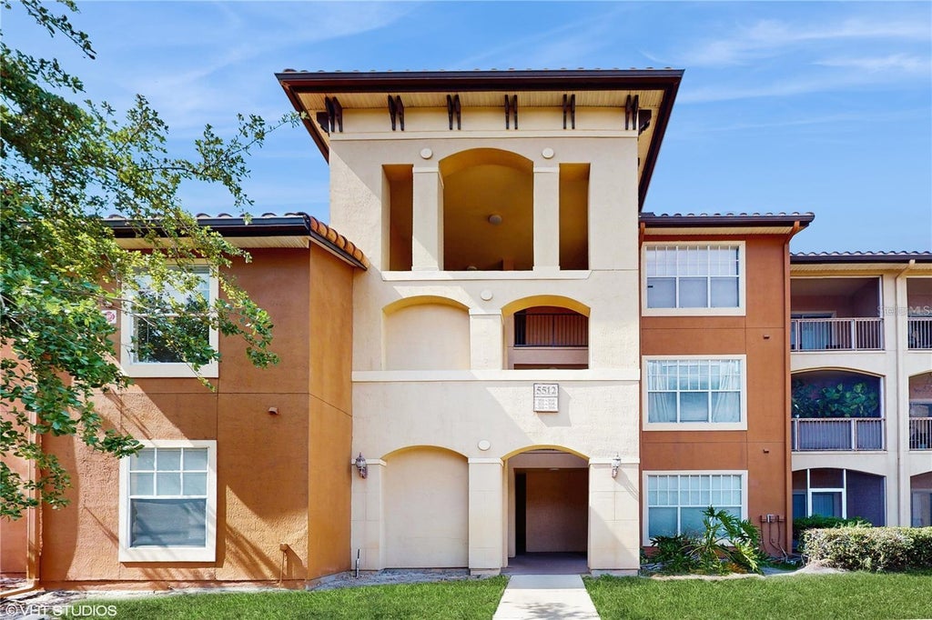 Photo of 5536 Metrowest Boulevard #8-202, Orlando, FL 32811 (MLS # O6449987)