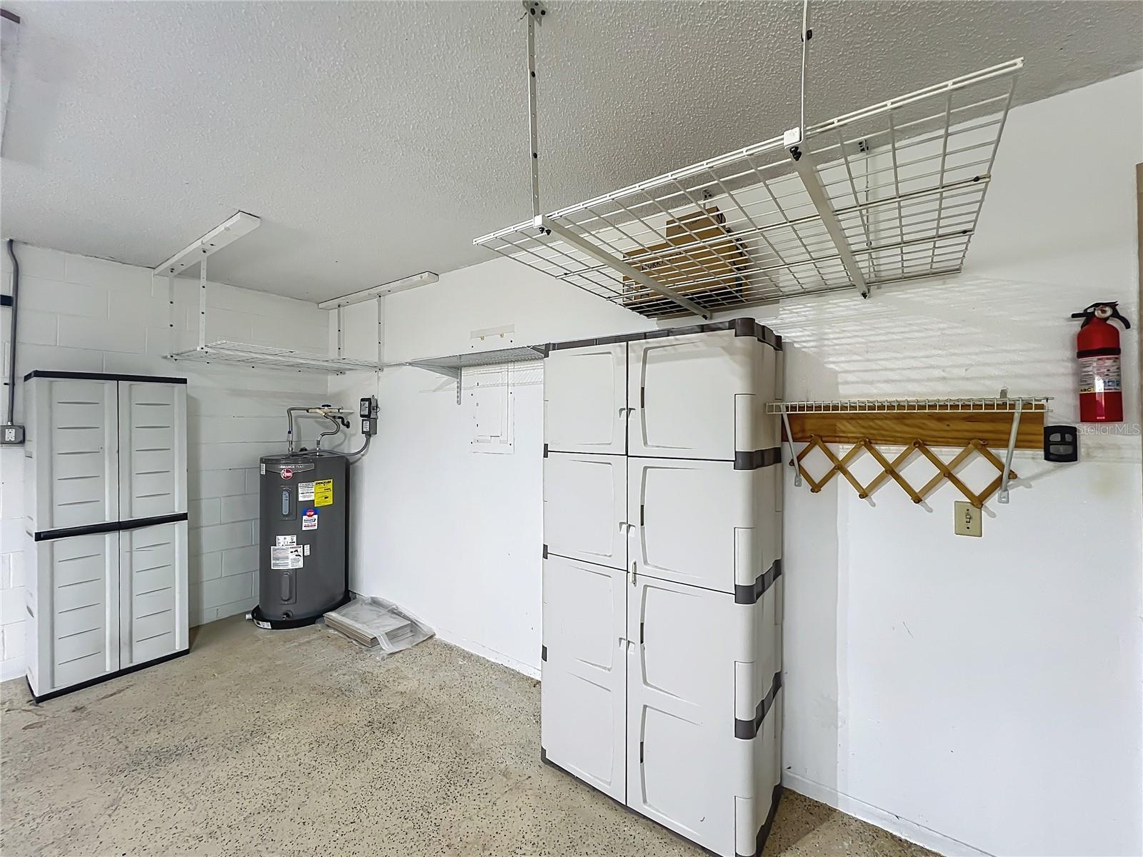 HUNTERS TRACE - Residential