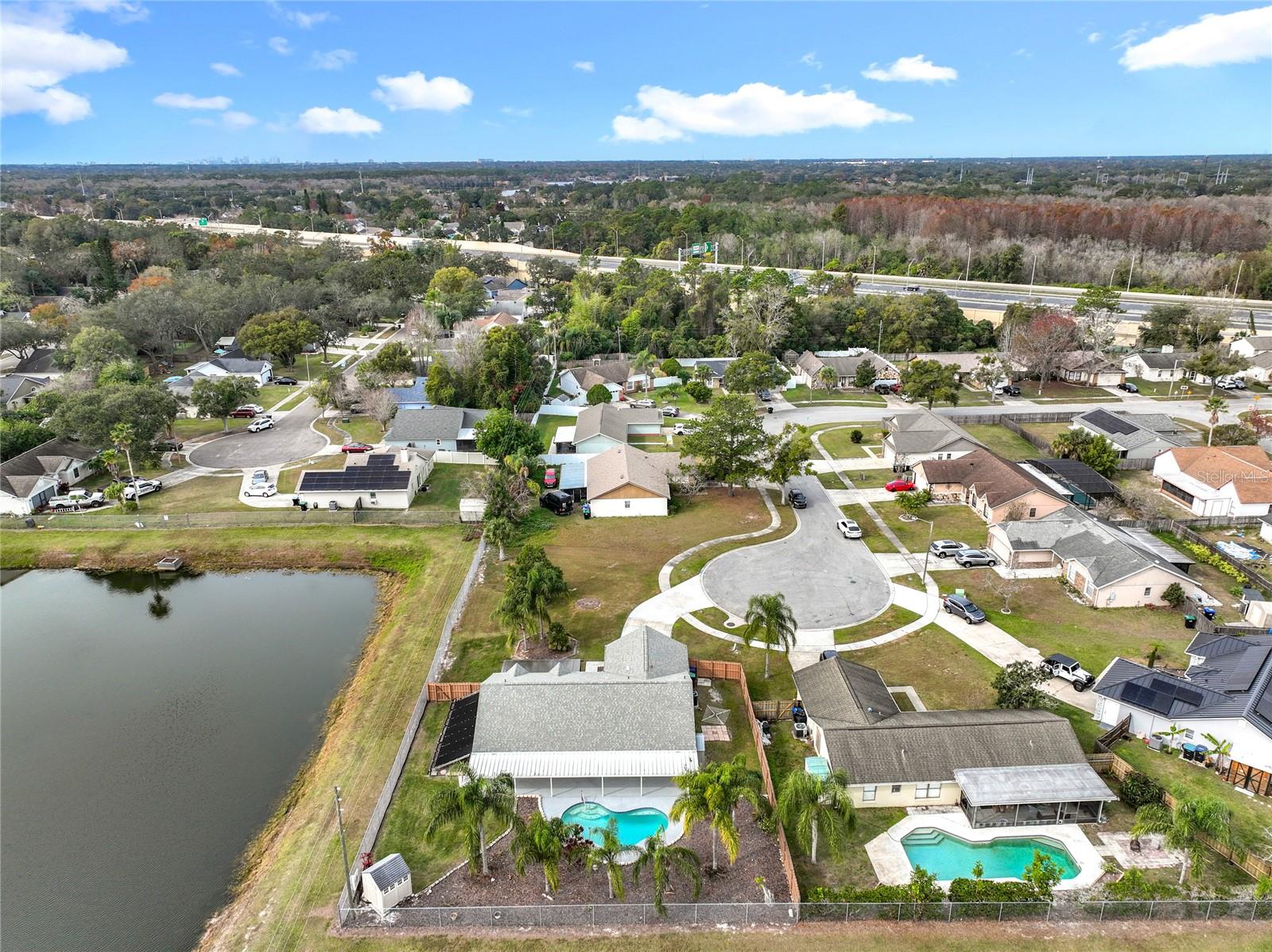 HUNTERS TRACE - Residential