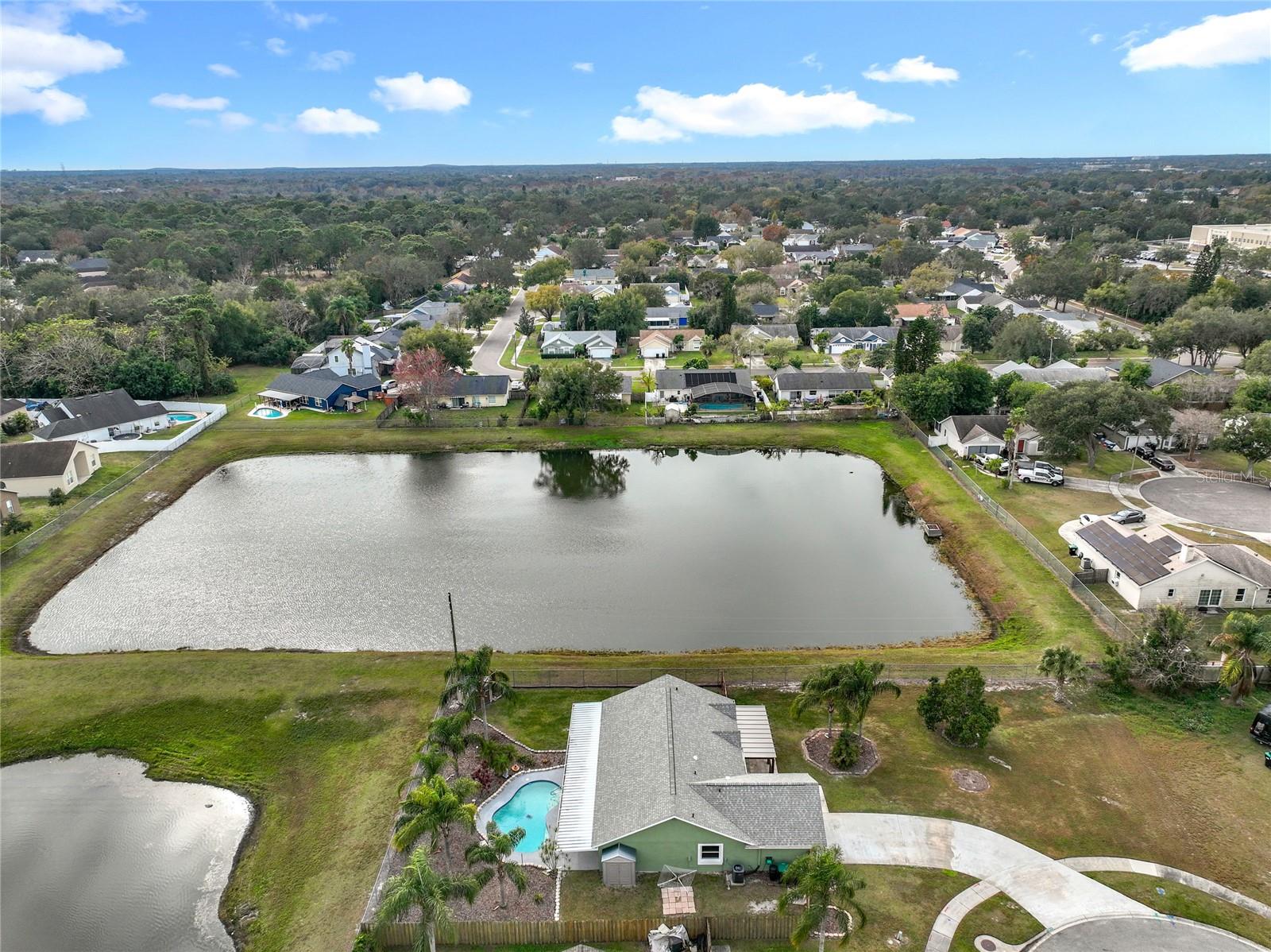 HUNTERS TRACE - Residential