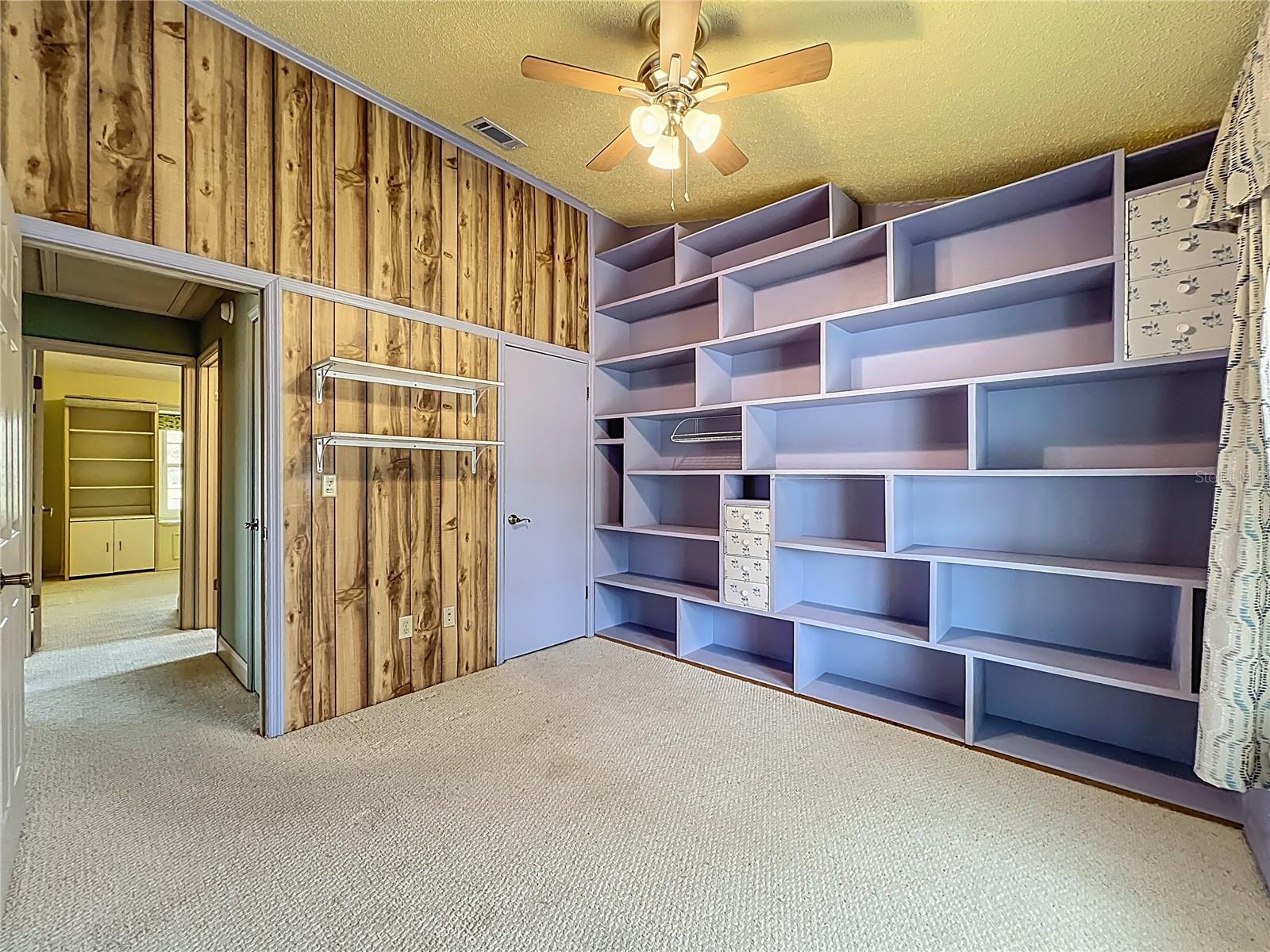 HUNTERS TRACE - Residential