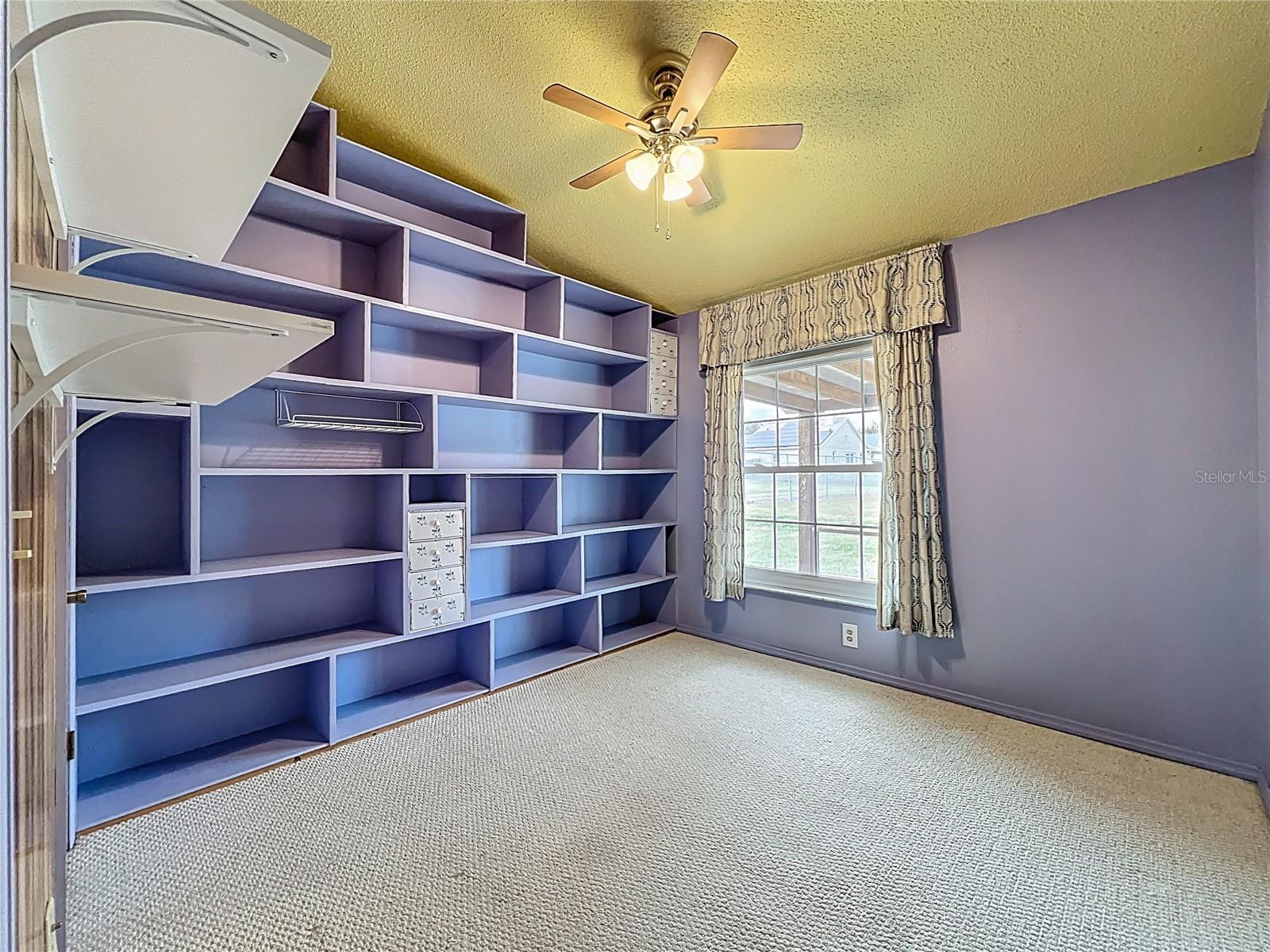 HUNTERS TRACE - Residential