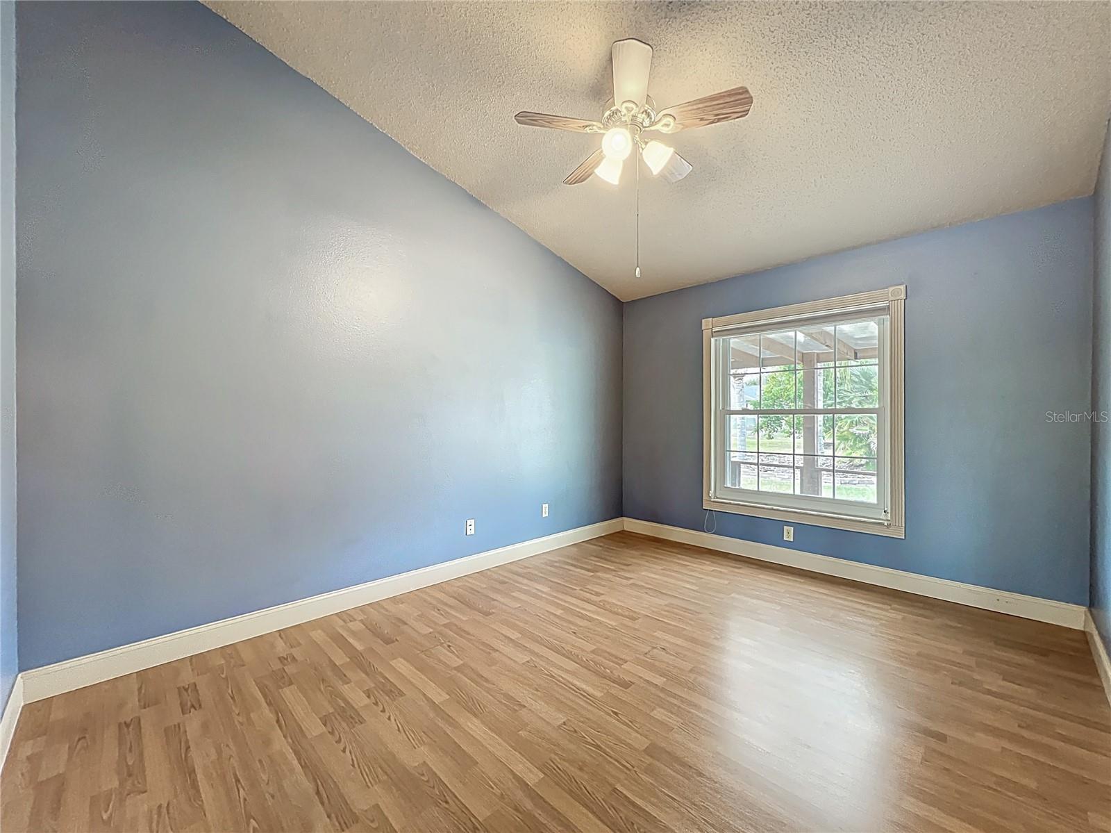 HUNTERS TRACE - Residential