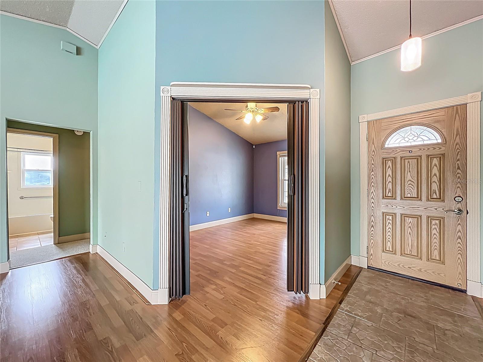 HUNTERS TRACE - Residential