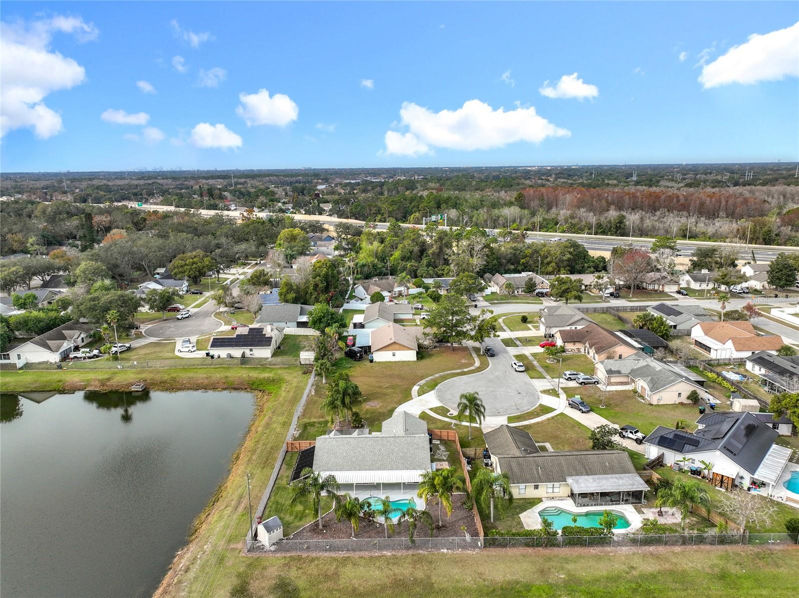 HUNTERS TRACE - Residential