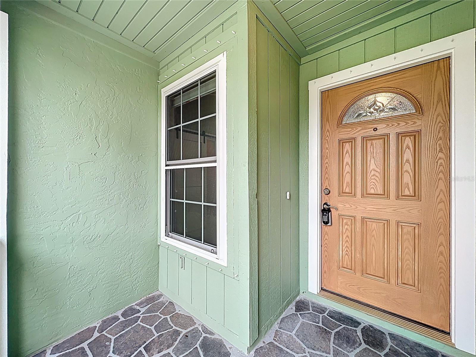 HUNTERS TRACE - Residential