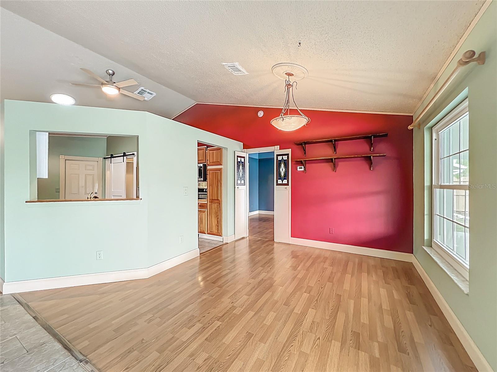 HUNTERS TRACE - Residential