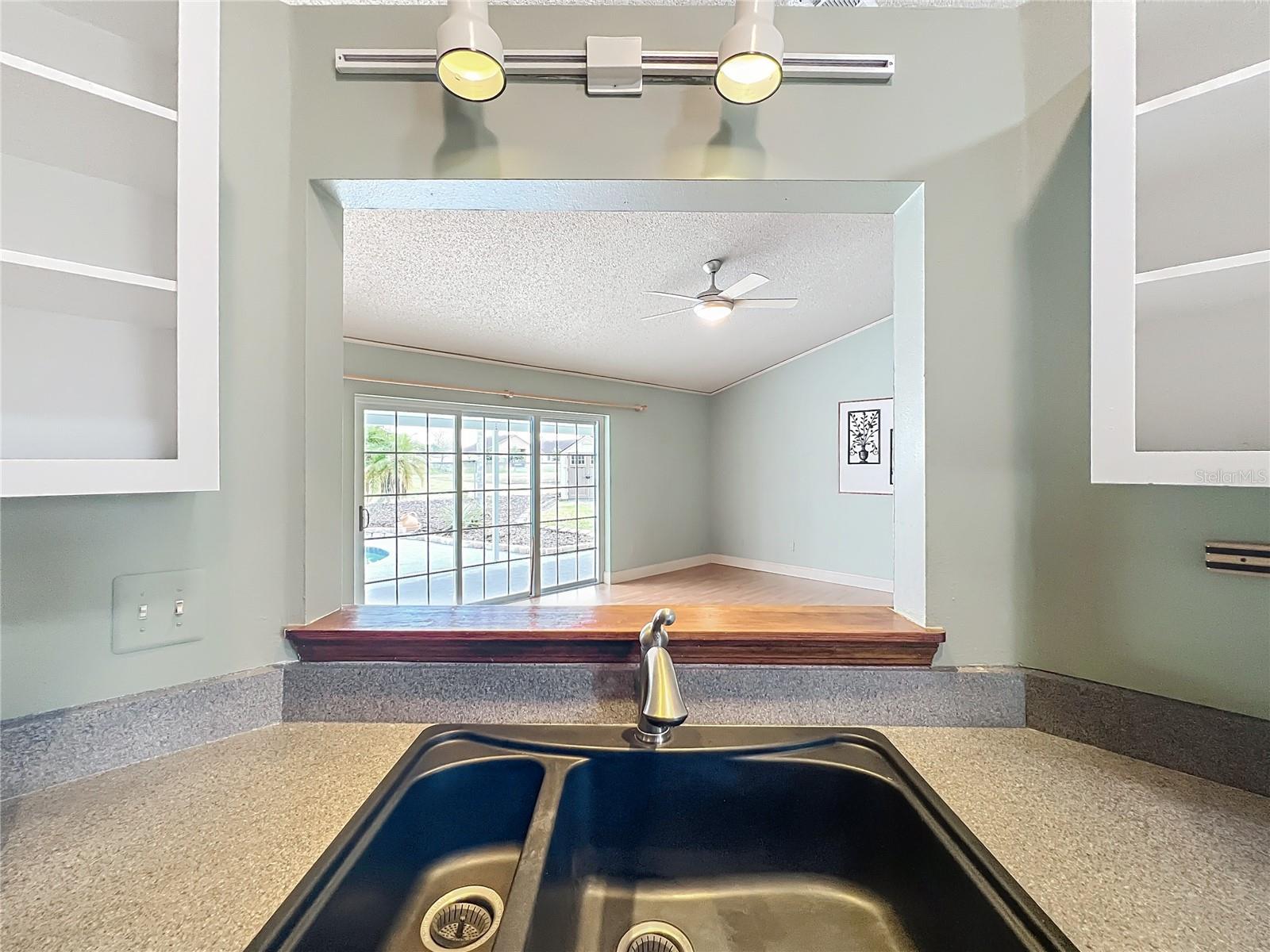 HUNTERS TRACE - Residential