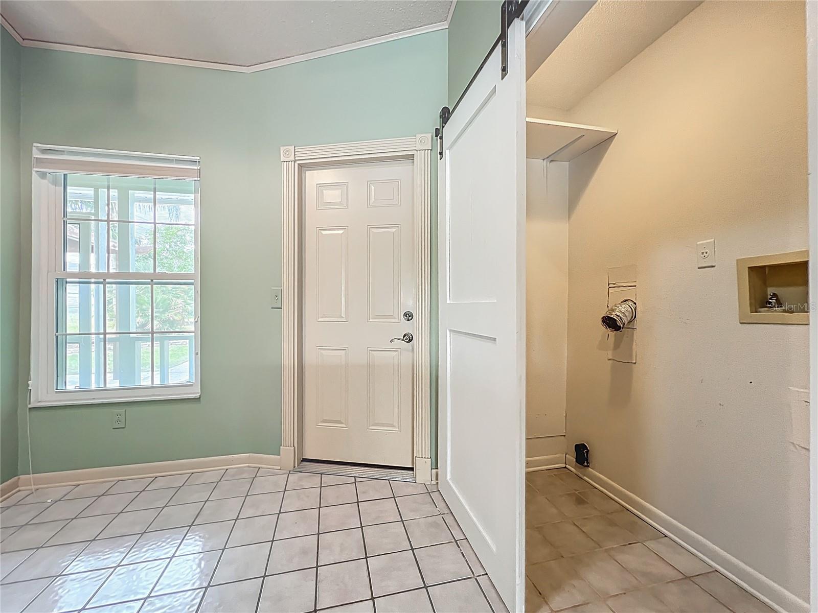 HUNTERS TRACE - Residential