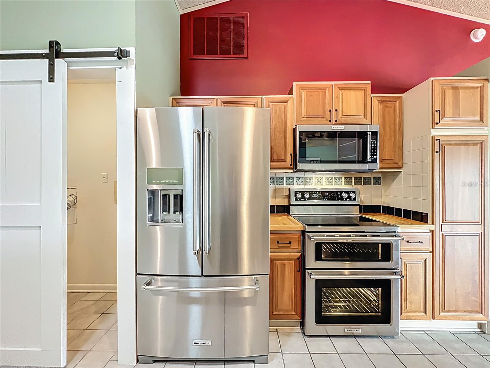 HUNTERS TRACE - Residential