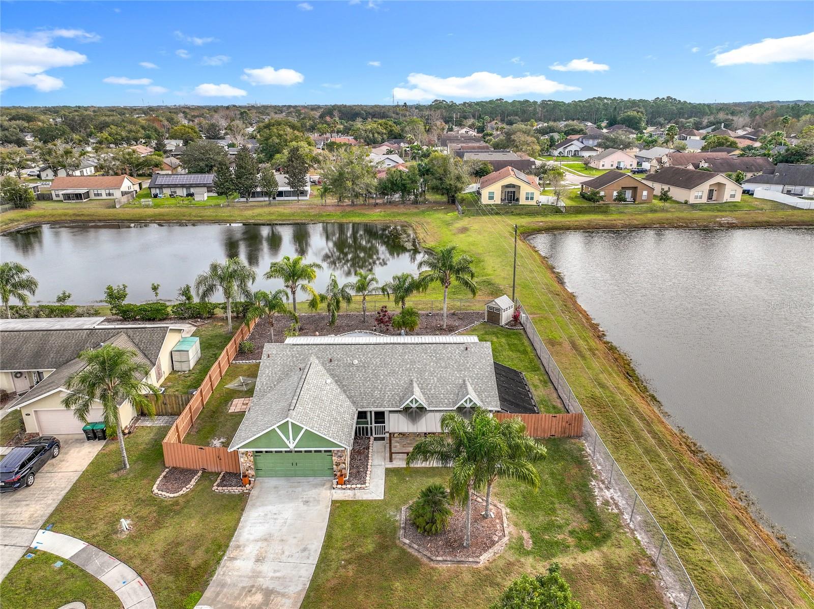 HUNTERS TRACE - Residential