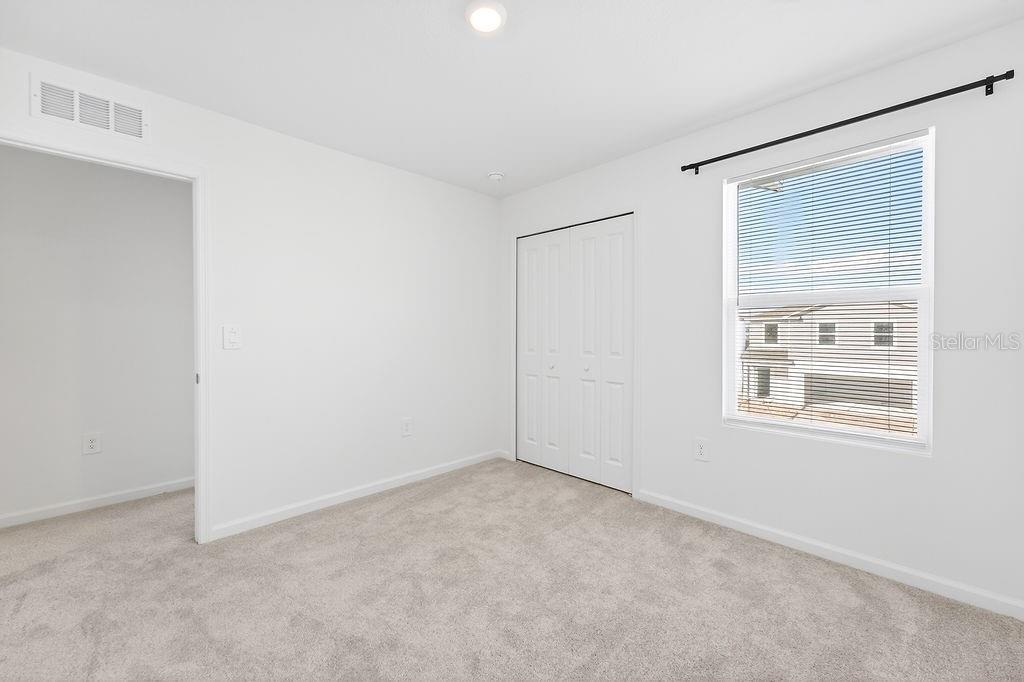 RANCHES/LK MCLEOD III - Residential Lease