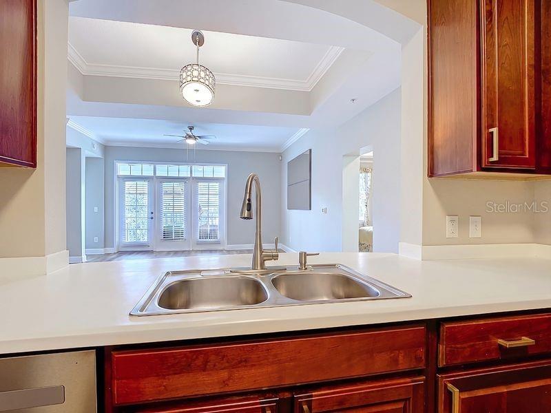 ARTISAN CLUB CONDO PH 2 - Residential