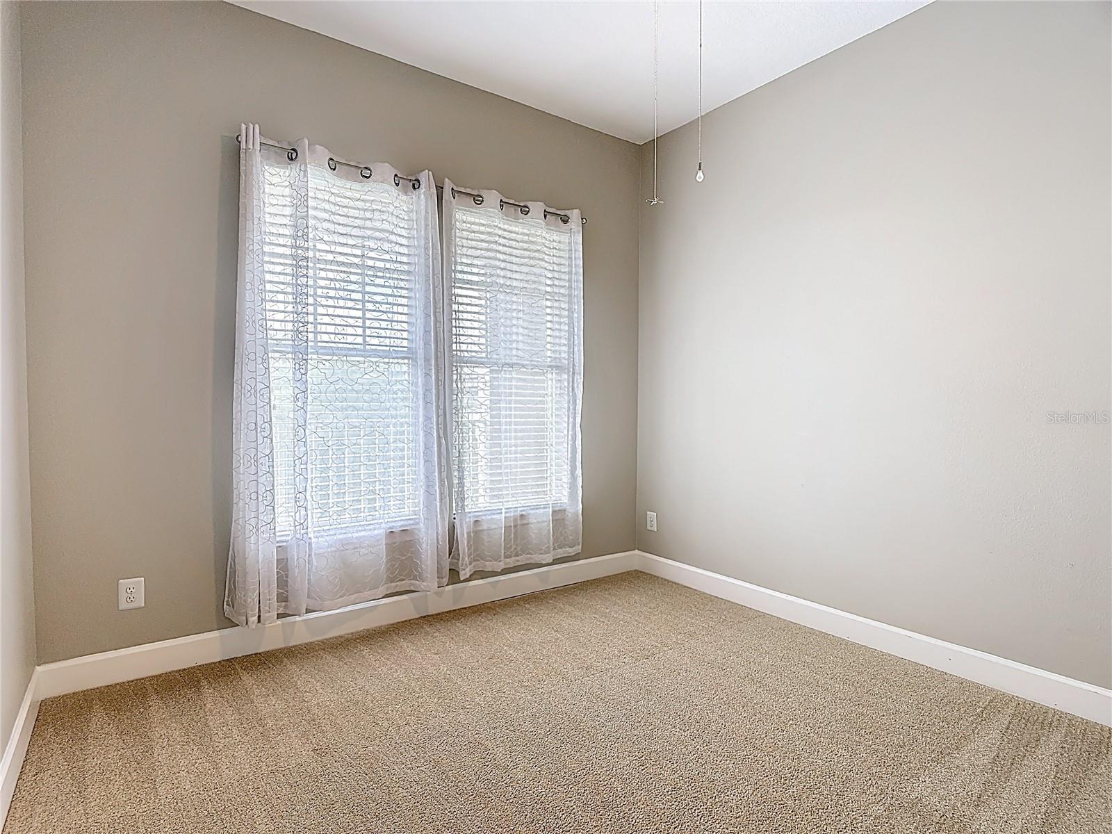 ARTISAN CLUB CONDO PH 2 - Residential