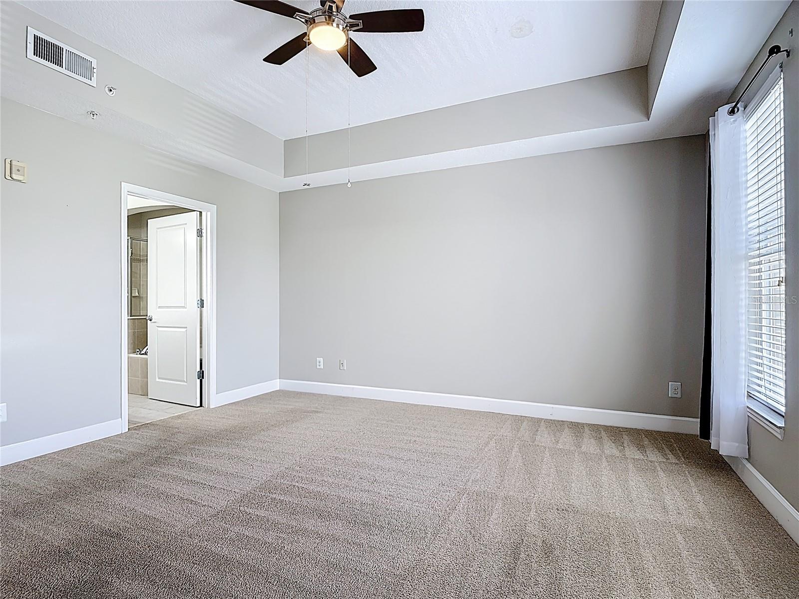 ARTISAN CLUB CONDO PH 2 - Residential