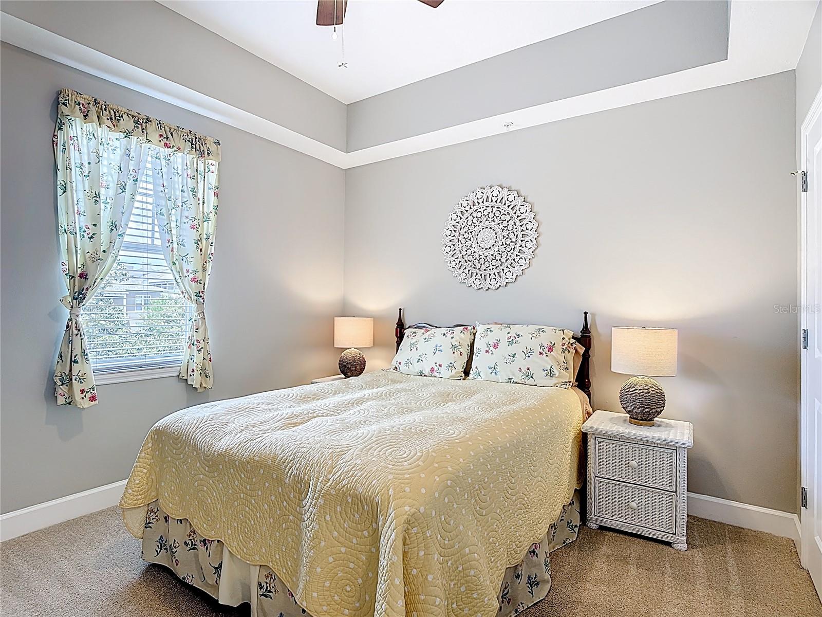 ARTISAN CLUB CONDO PH 2 - Residential