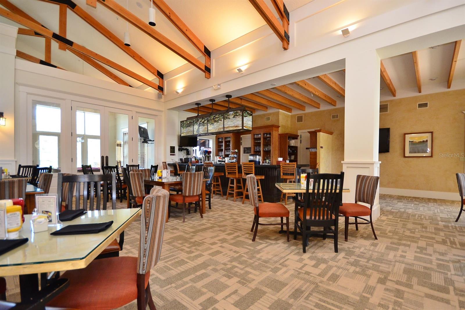 ARTISAN CLUB CONDO PH 2 - Residential