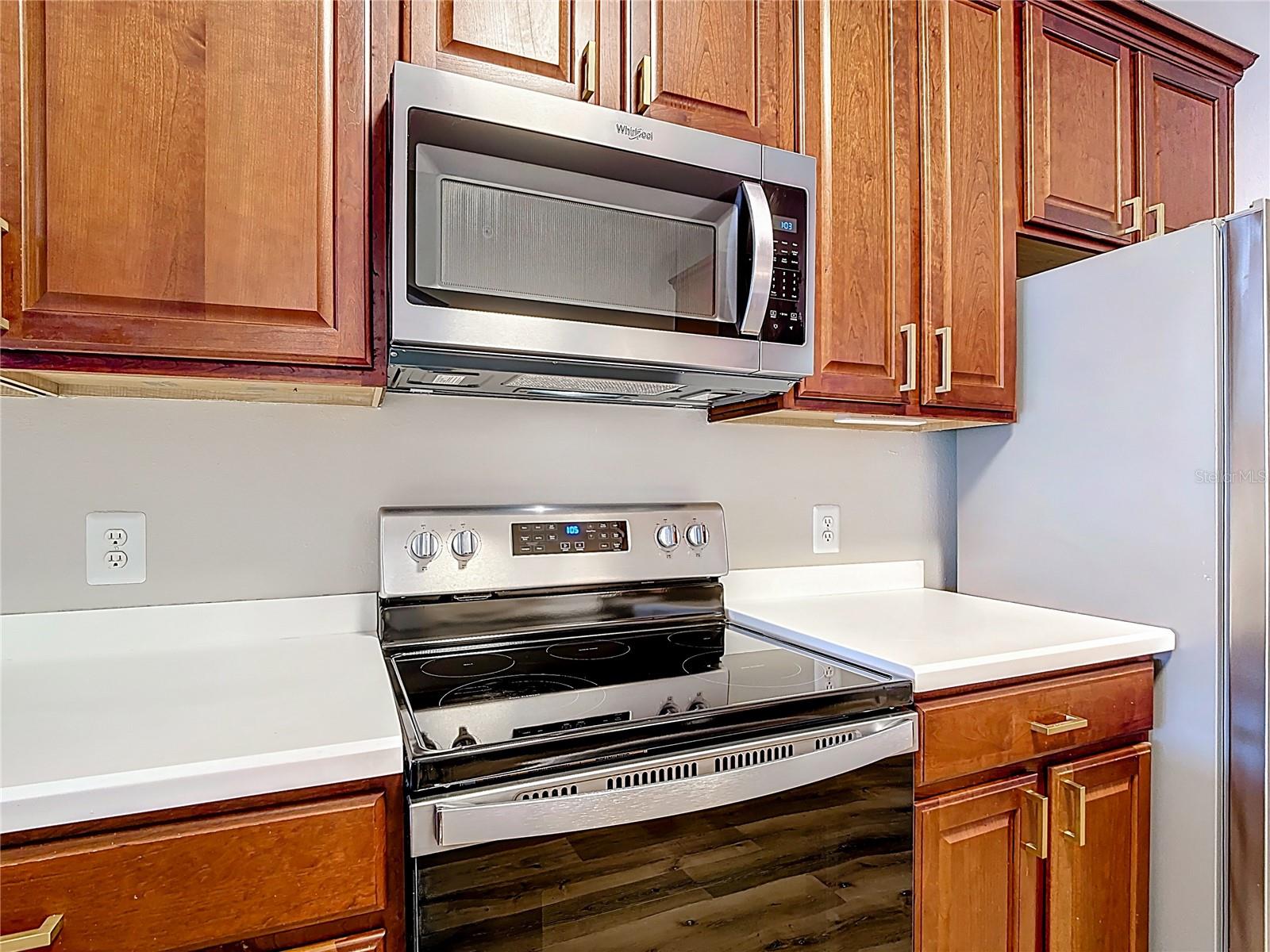 ARTISAN CLUB CONDO PH 2 - Residential