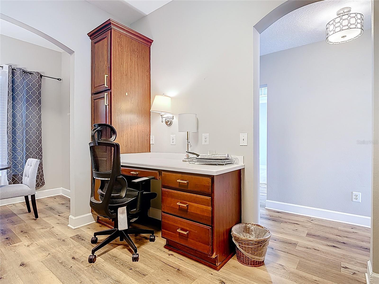 ARTISAN CLUB CONDO PH 2 - Residential