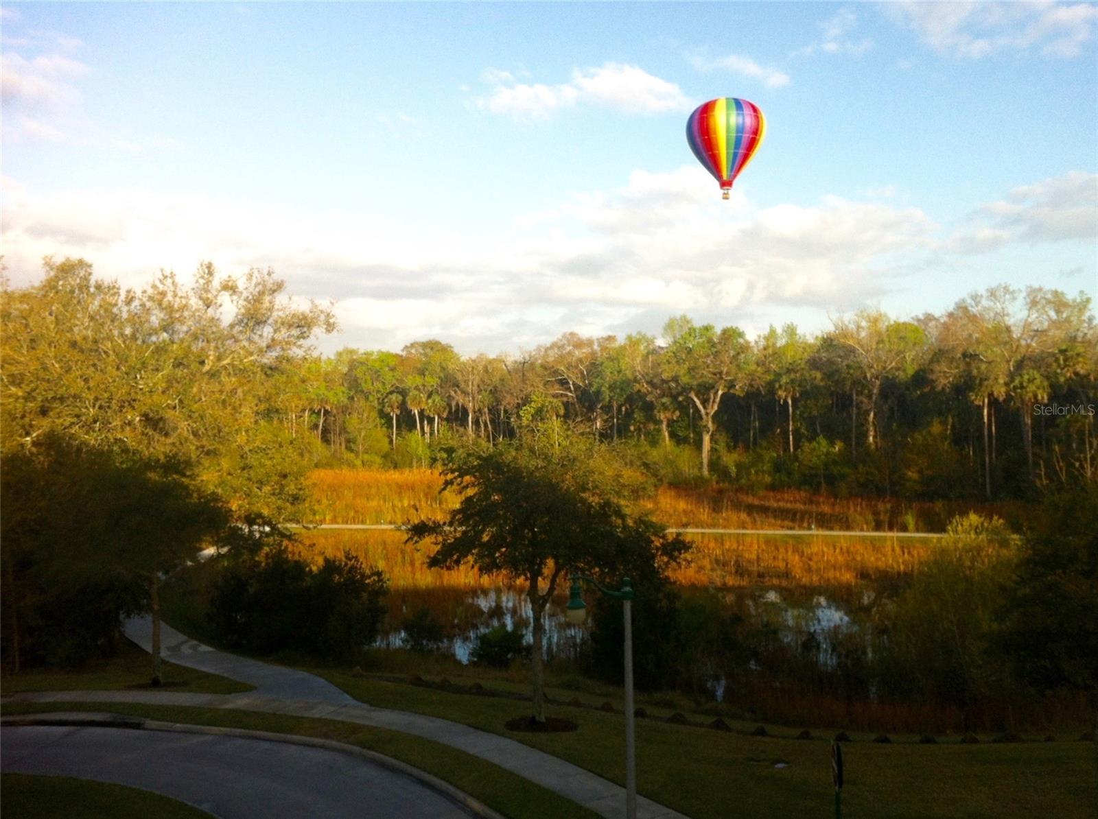 ARTISAN CLUB CONDO PH 2 - Residential