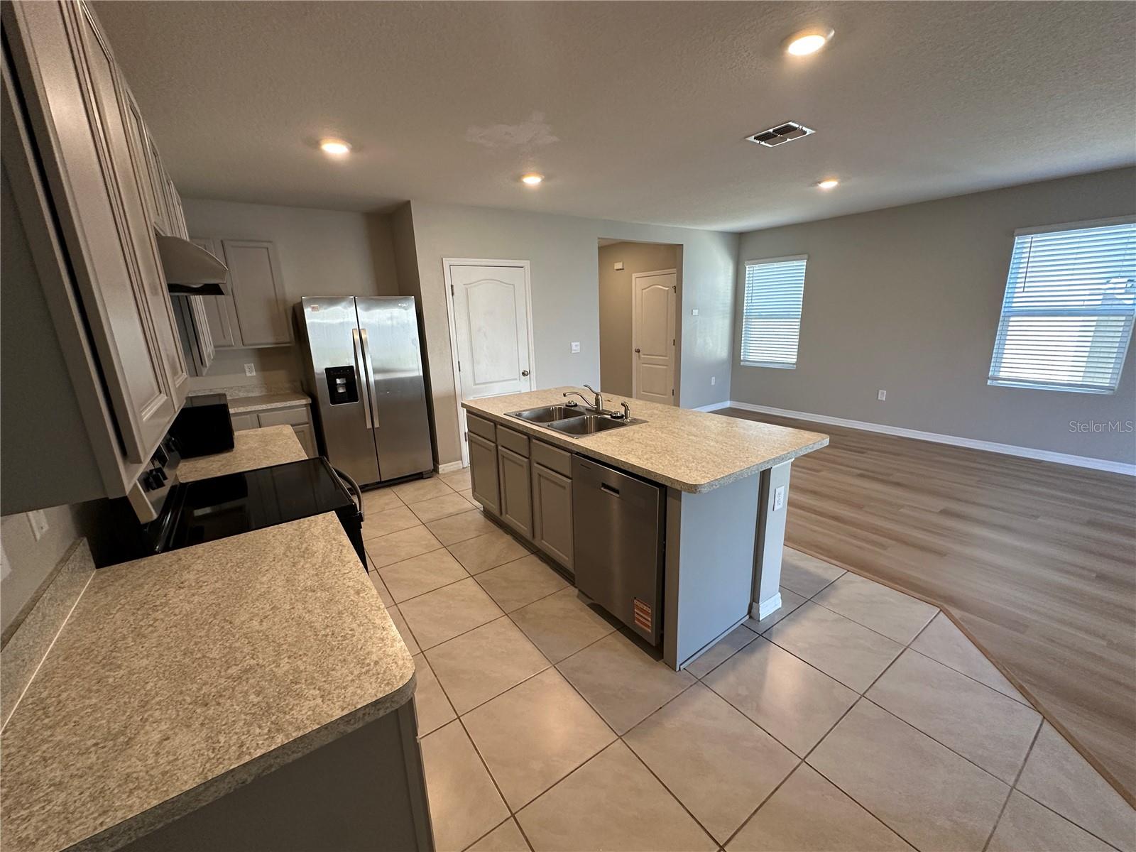 BELLA VITA PH 1B-2 & 2 - Residential