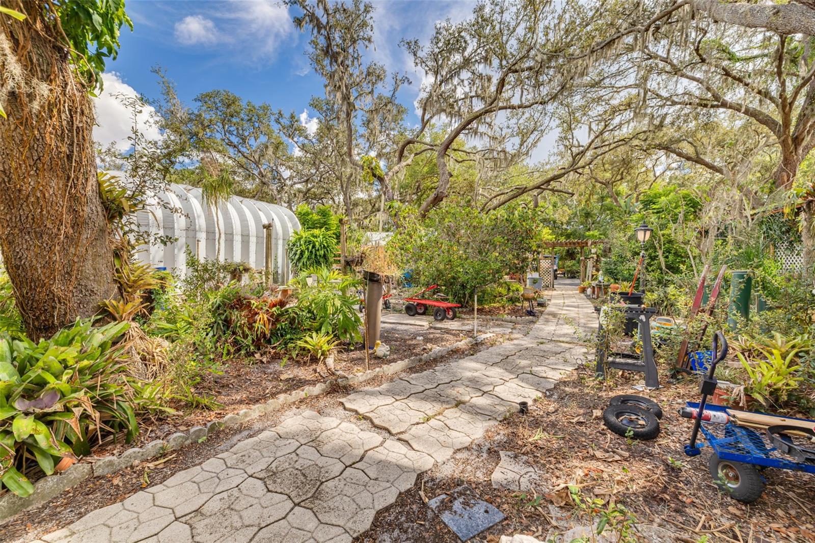 UNPLATTED - Residential