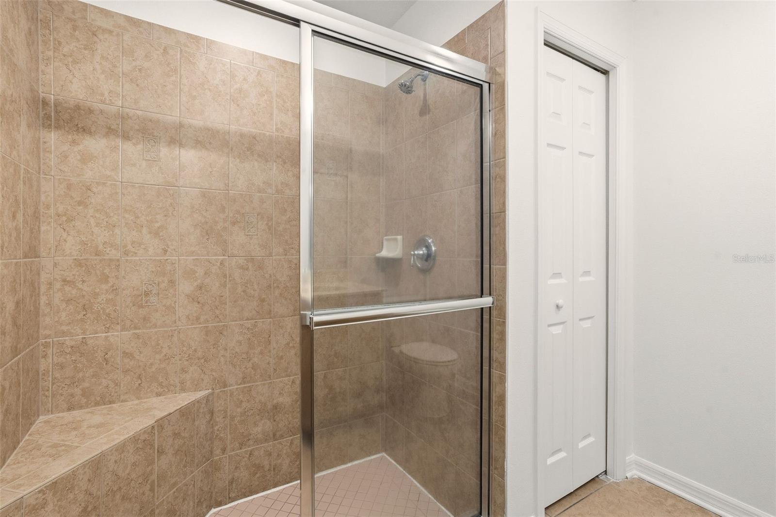 CRYSTAL LAKES - Residential