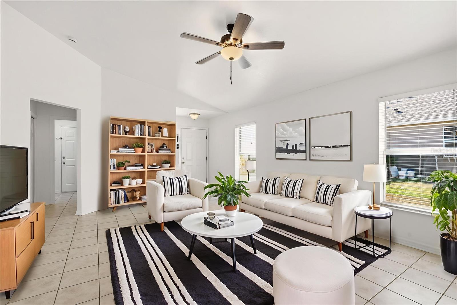 CRYSTAL LAKES - Residential