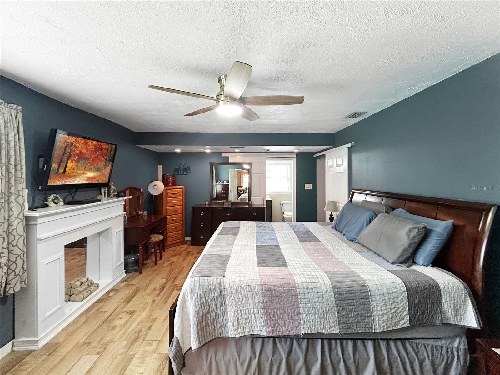 BAYSHORE GARDENS - Residential