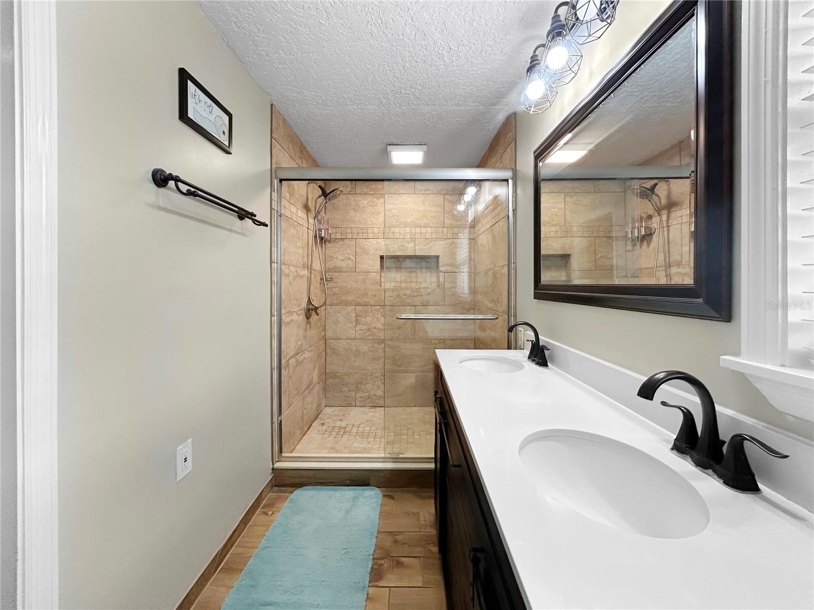 BAYSHORE GARDENS - Residential