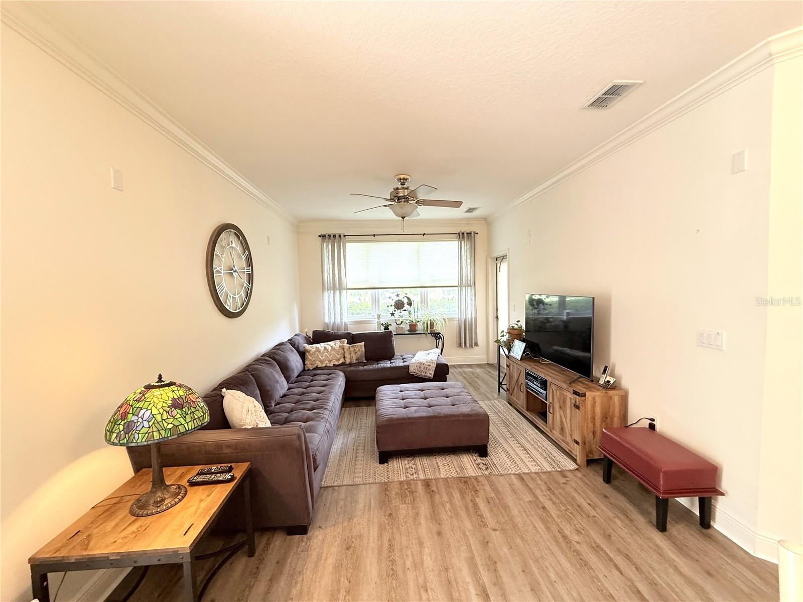 25 RIVERVIEW BEND N 111