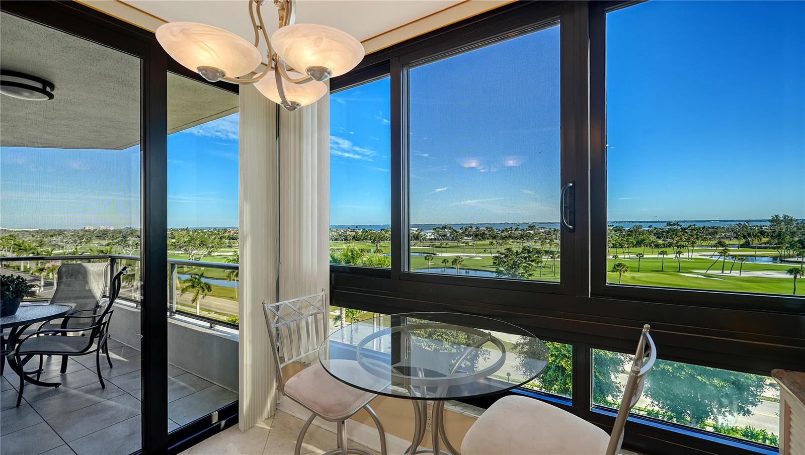 SANCTUARY I - Residential