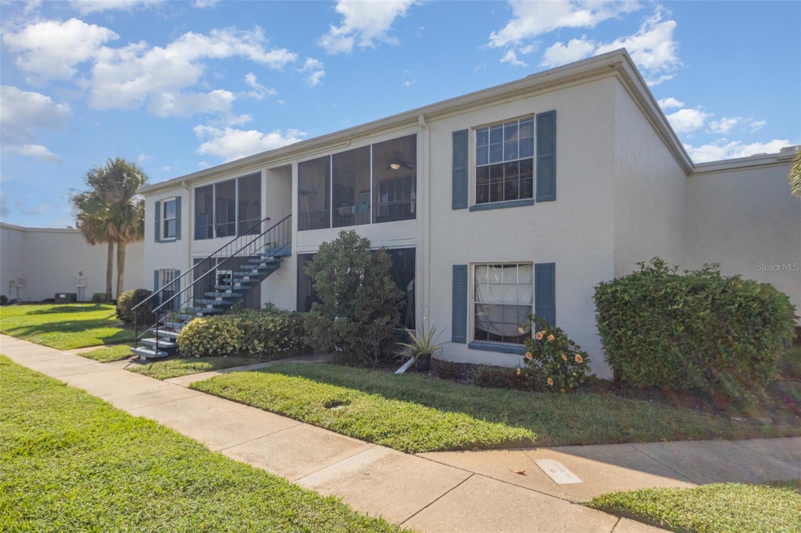 TERRA CONDO - Residential