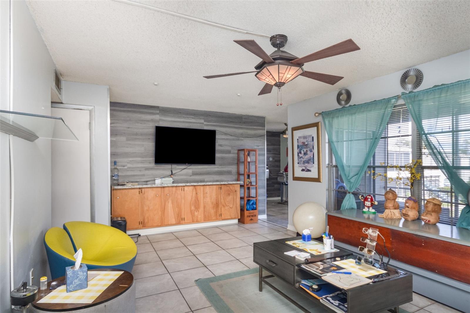 TERRA CONDO - Residential