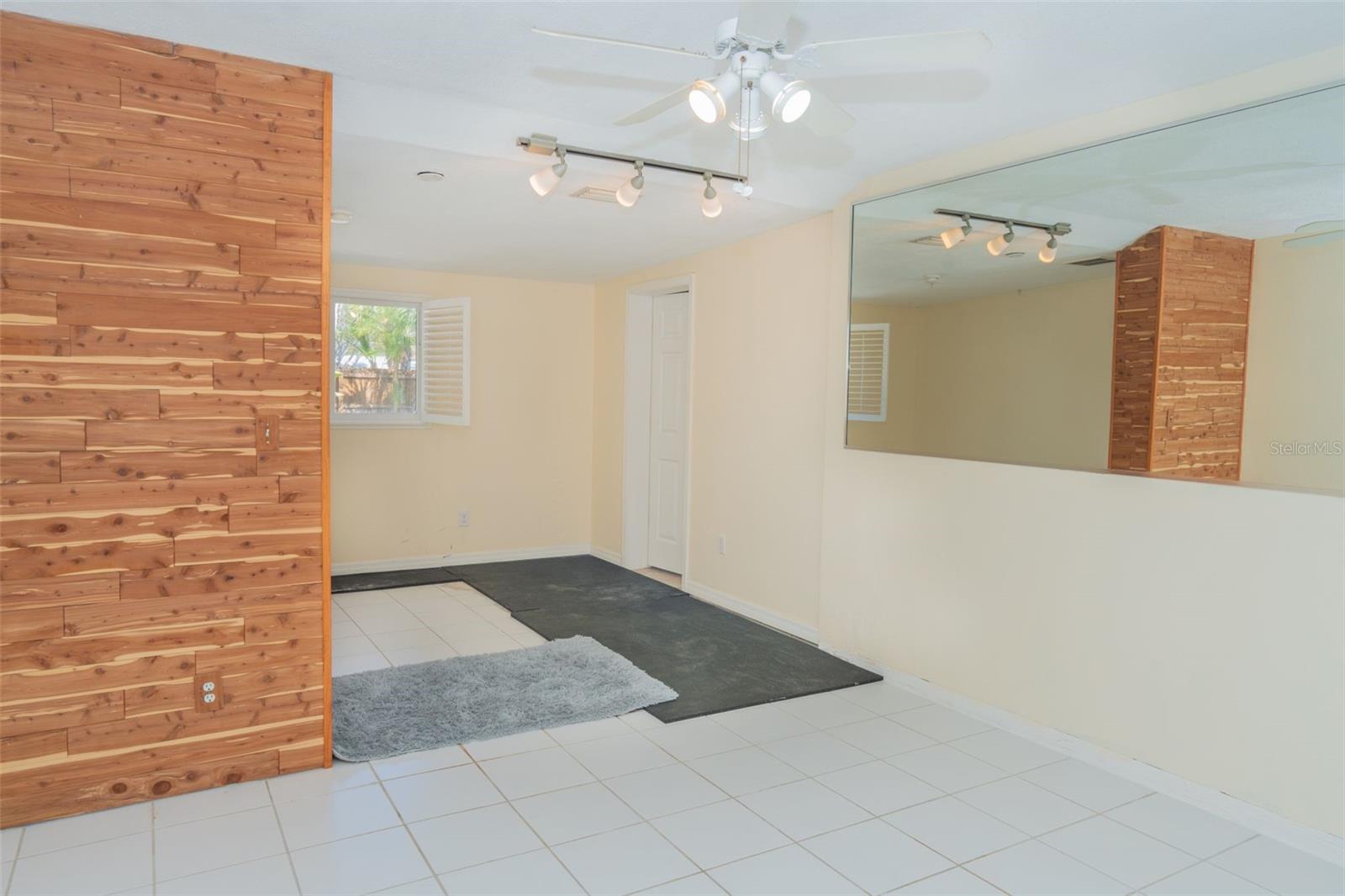 NORTH ST PETERSBURG - Residential