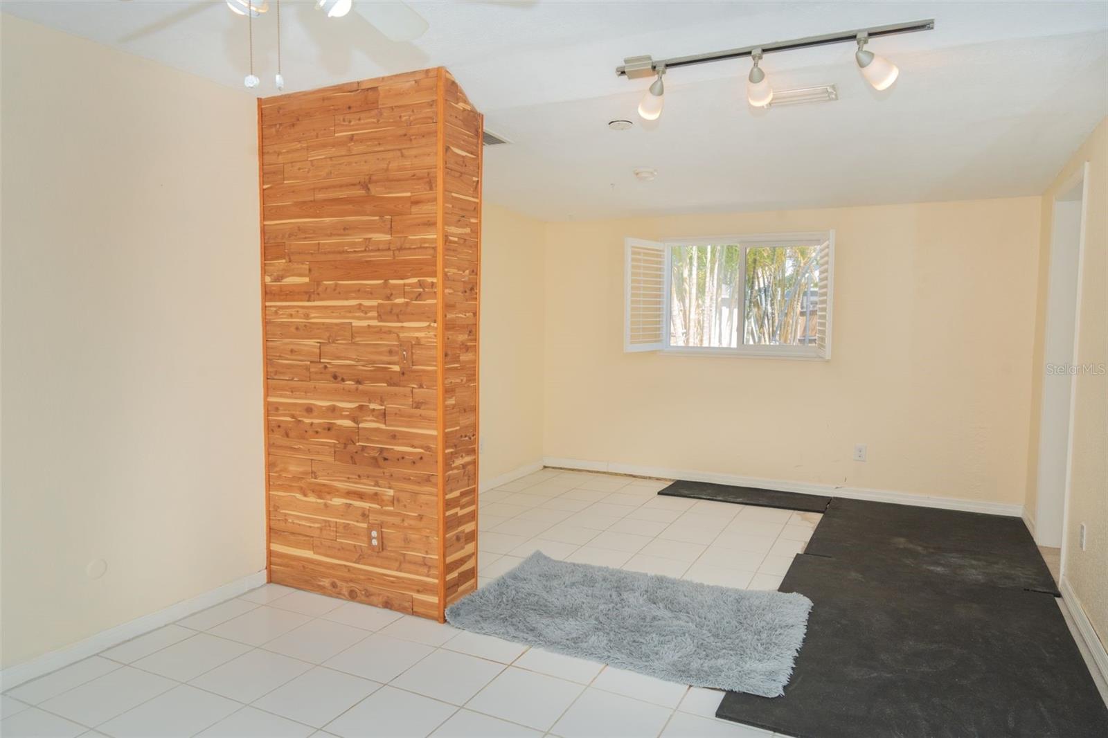 NORTH ST PETERSBURG - Residential