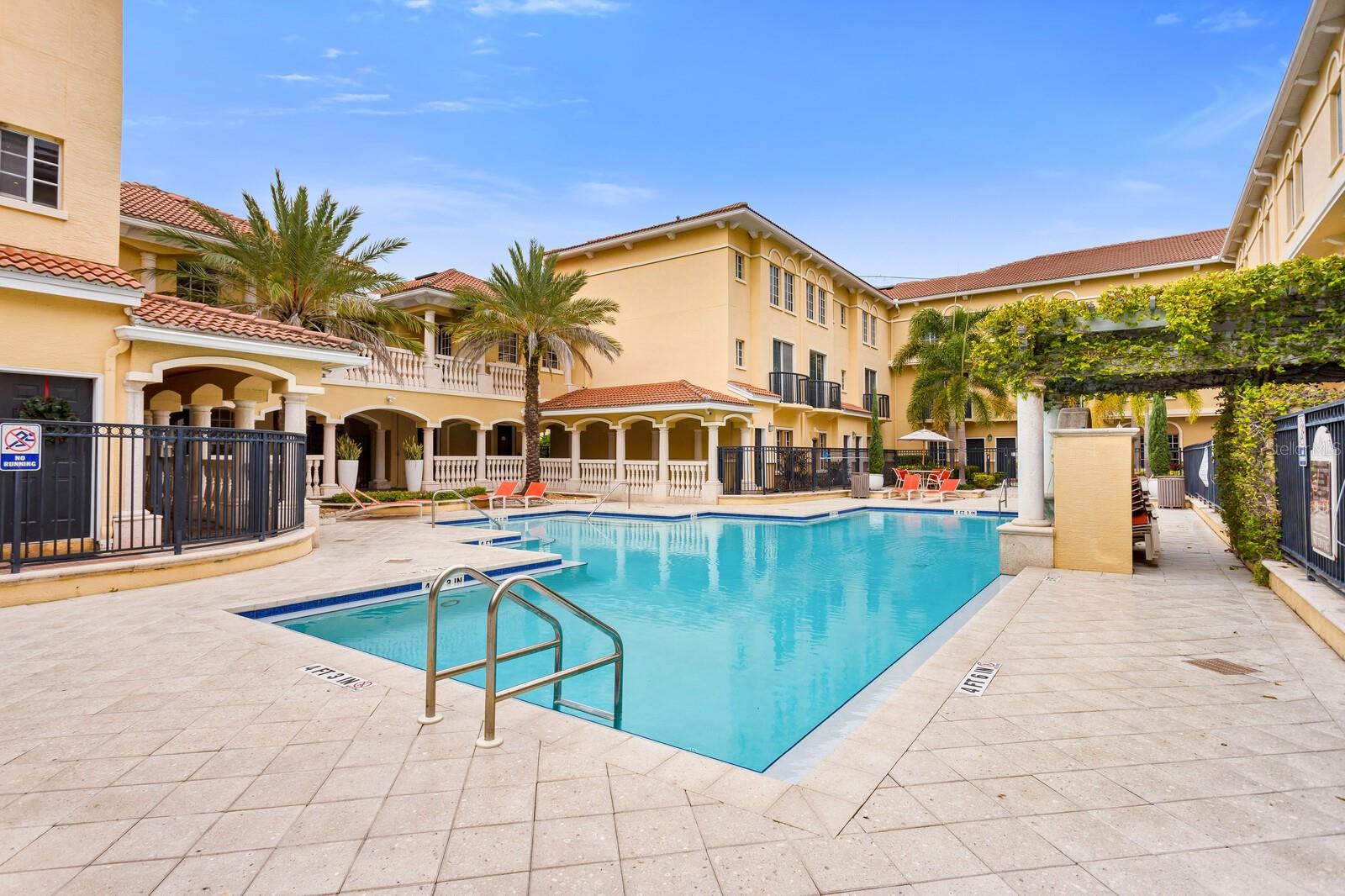 CORDOBA AT BEACH PARK A CONDOM - Residential