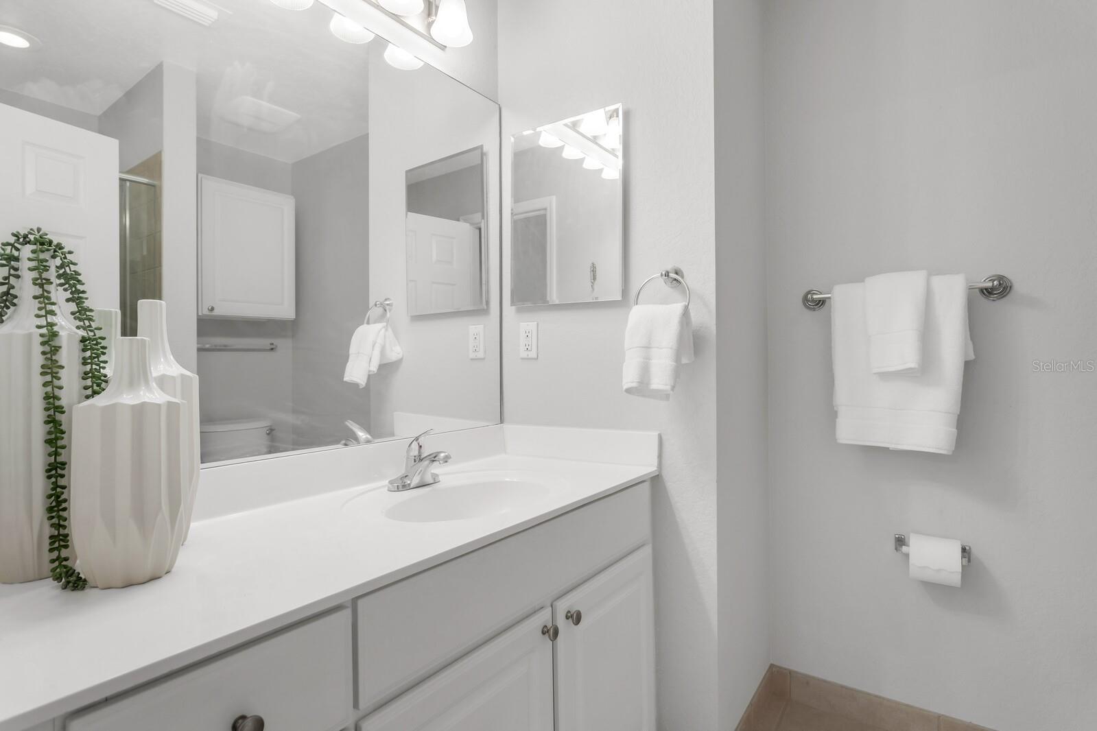 CORDOBA AT BEACH PARK A CONDOM - Residential