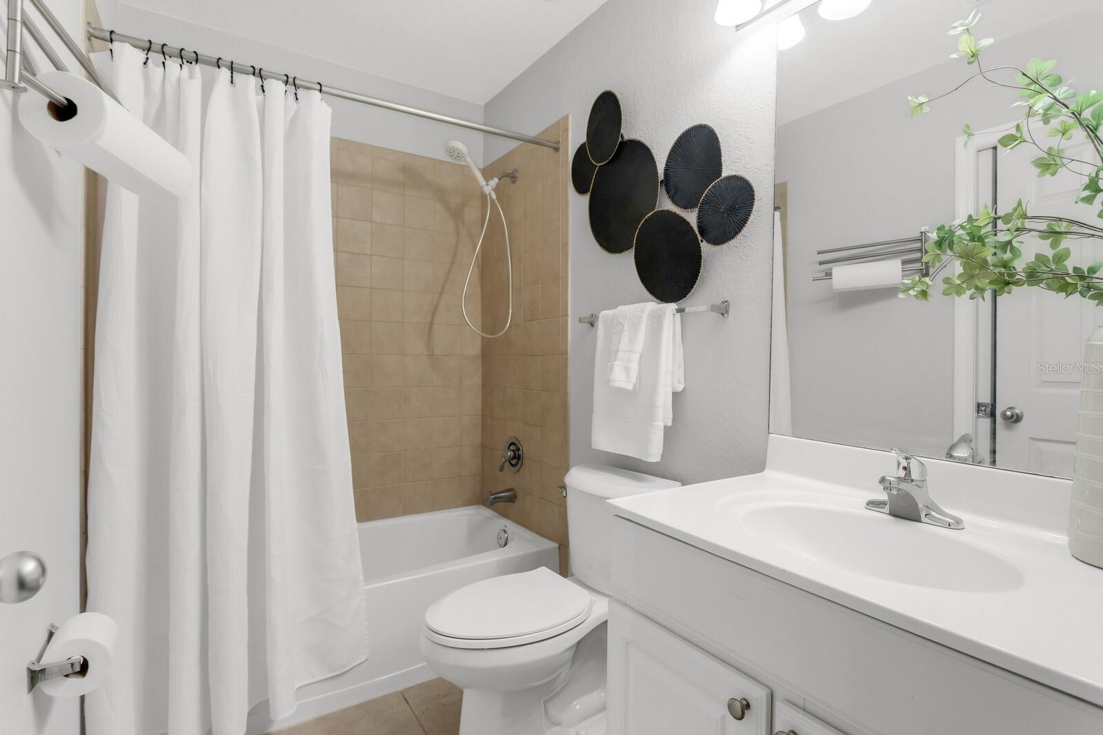 CORDOBA AT BEACH PARK A CONDOM - Residential