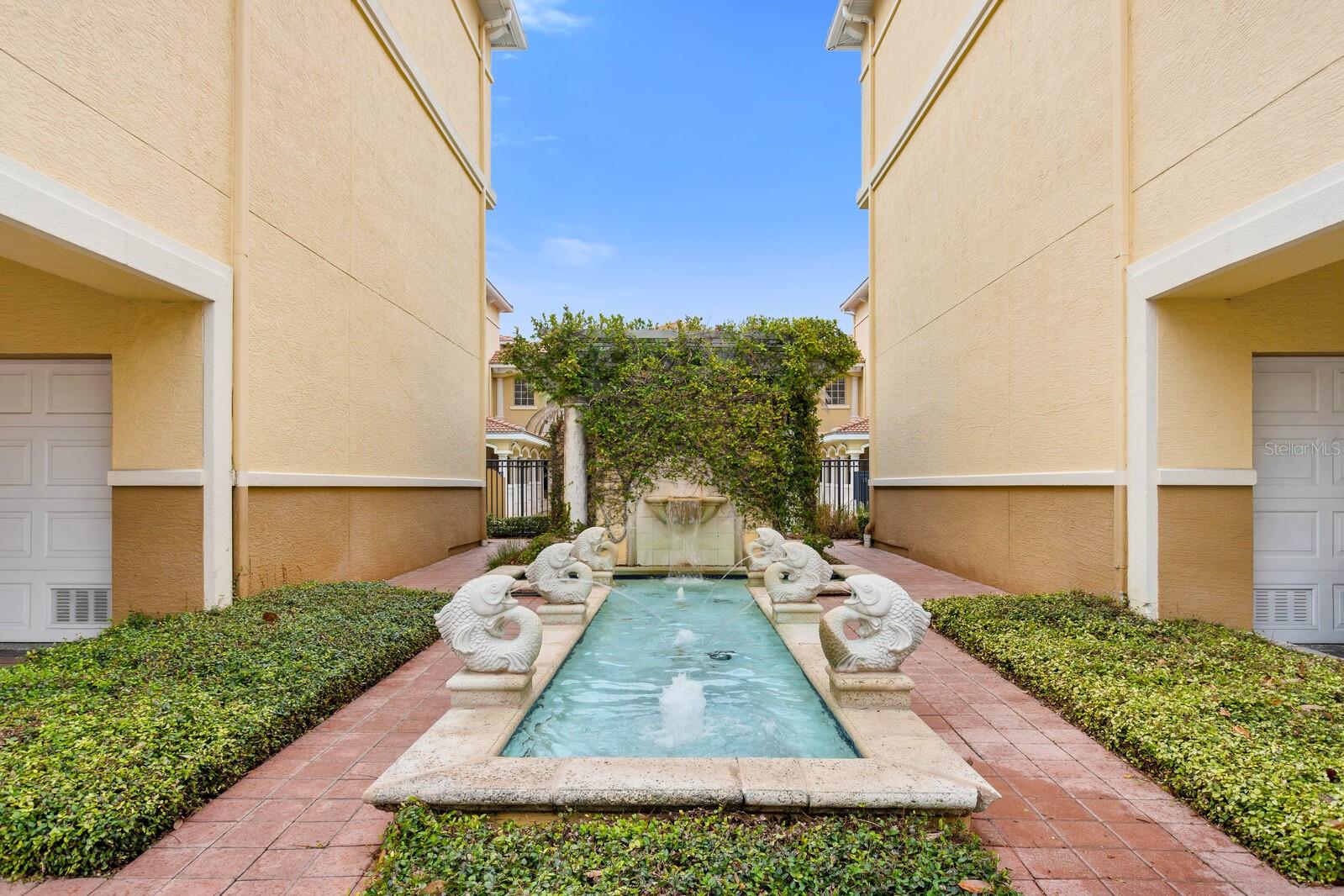 CORDOBA AT BEACH PARK A CONDOM - Residential