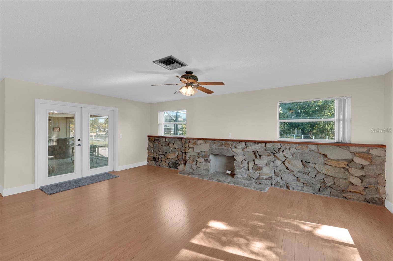 PORT EDISON - Residential