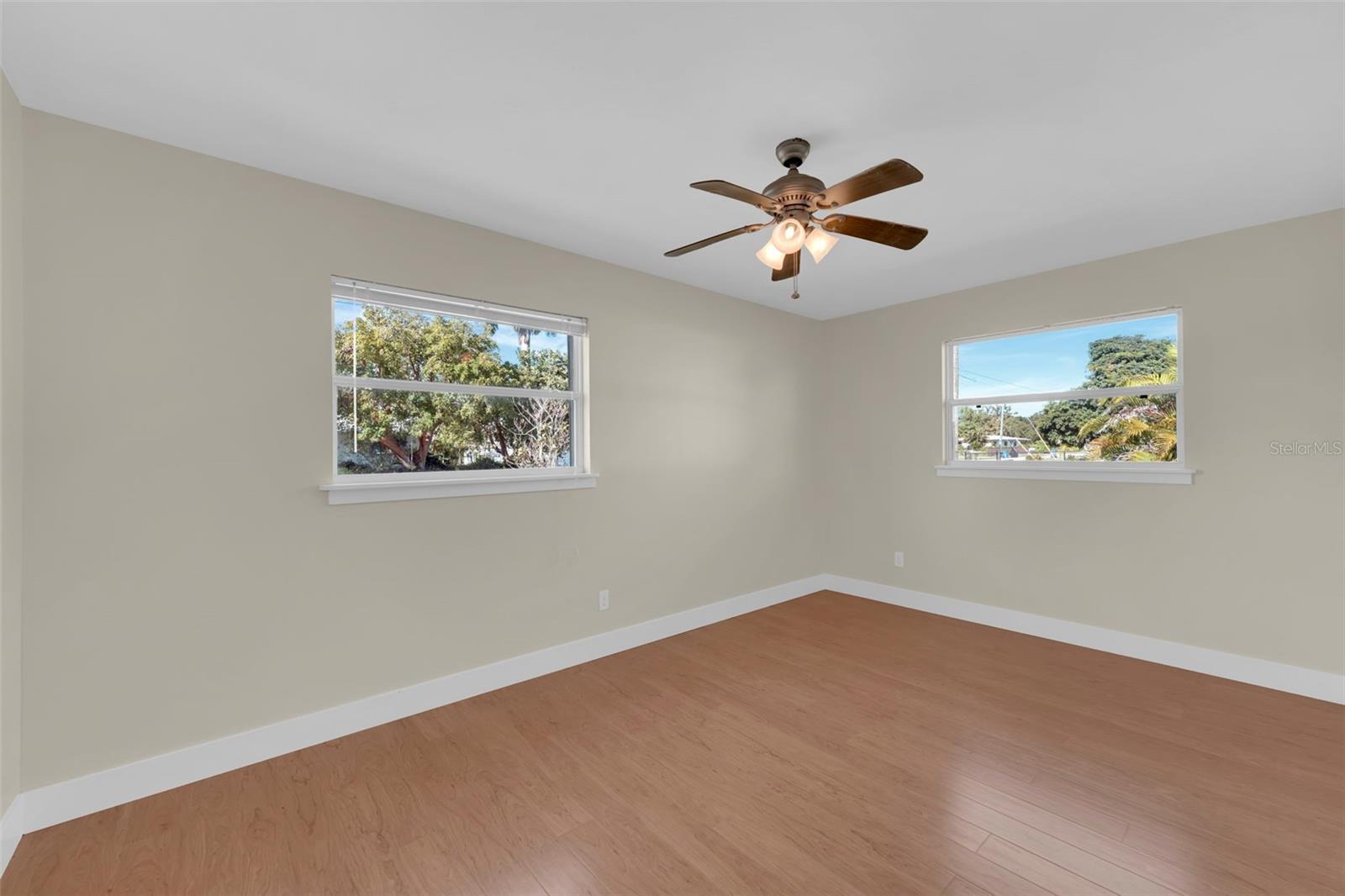 PORT EDISON - Residential