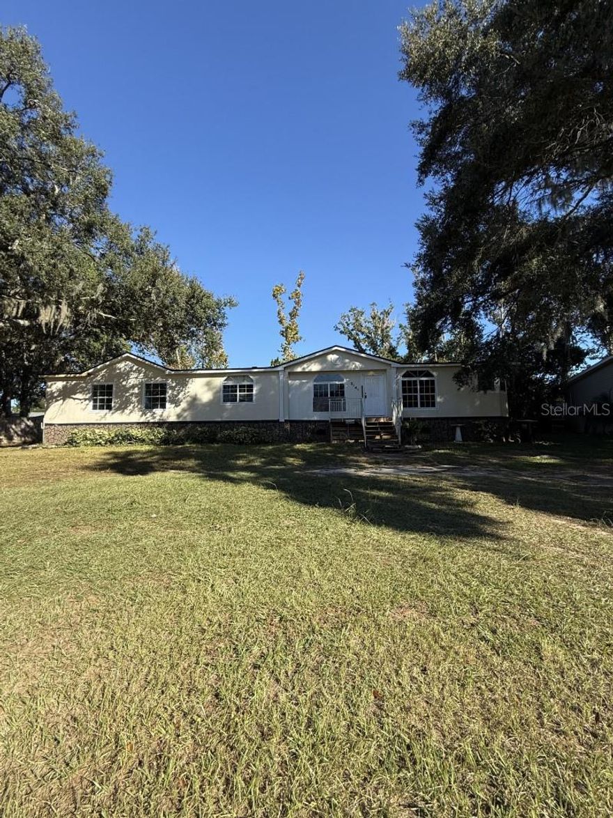 Welcome to this 4-bedroom, 2-bath manufactured home built in 2000, offering over 2,200 sq. ft. of living space on a generous 0.34-acre lot. This home features an additional office/flex room, perfect for working from home or creating a hobby space.
Recent updates include a brand-new roof, providing peace of mind for years to come. The home does need some TLC and repairs, making it a fantastic opportunity to add your personal touch and build instant equity.
With its spacious layout, large yard, amazing location, and unbeatable price, this property is ideal for investors or buyers looking for a project with great potential. Schedule your showing today — this one won’t last long!