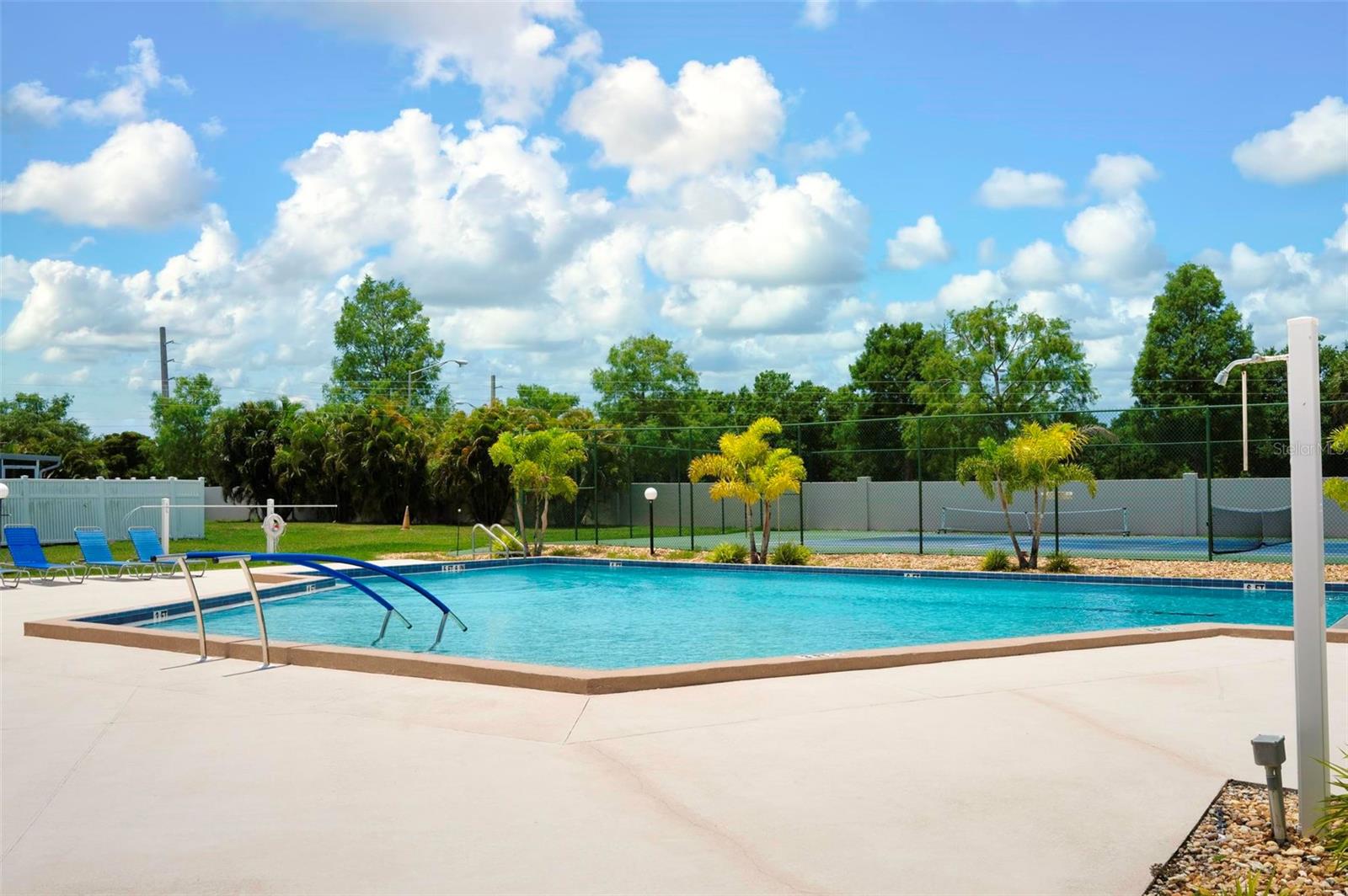CRESTWOOD VILLAGE OF SARA 2 - Residential
